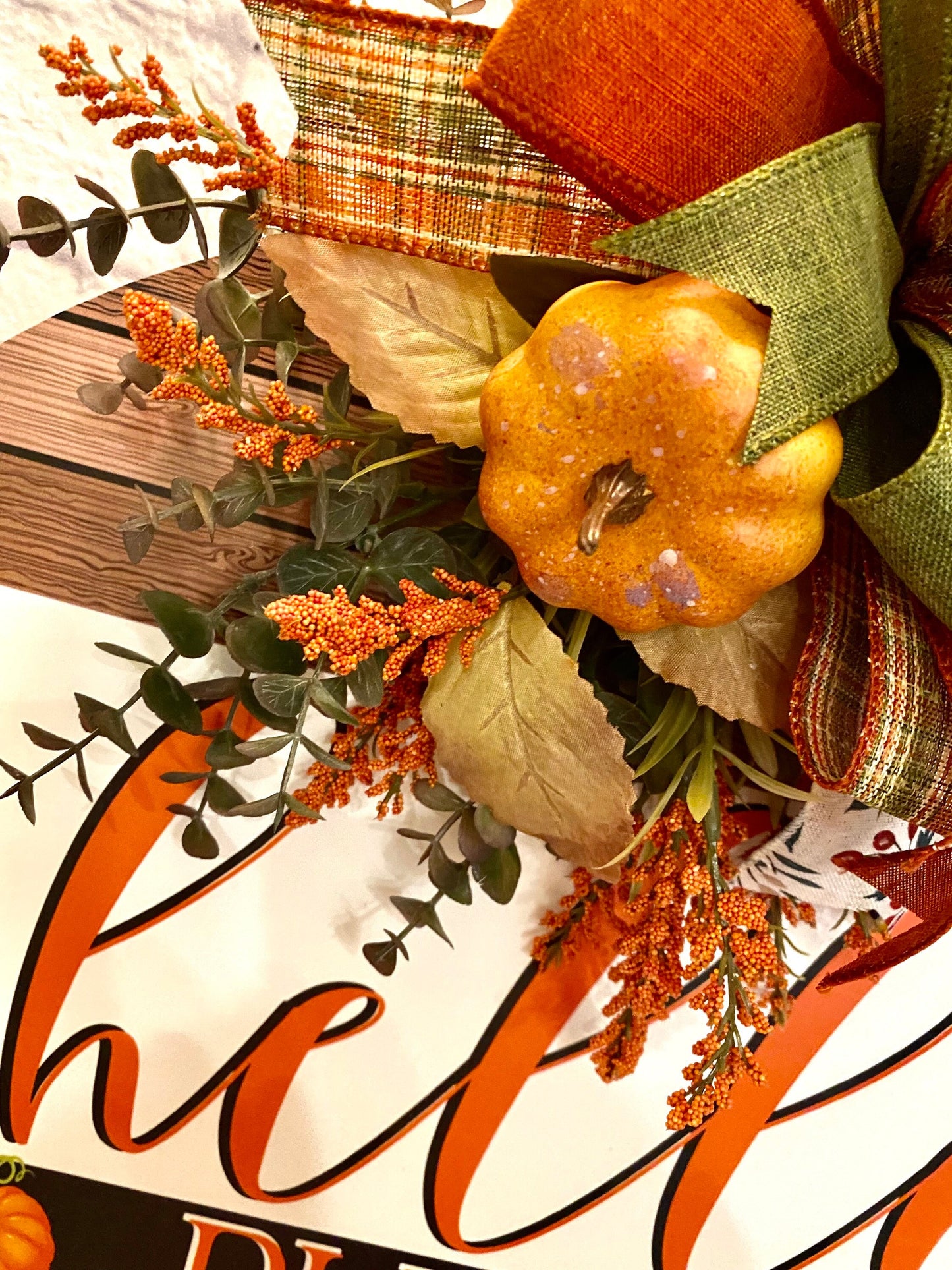 Fall Hello Pumpkin Door Hanger, Fall Pumpkin Door Hanger, Fall Pumpkin Porch Decoration, Door Hanger with Pumpkin and Fall Florals