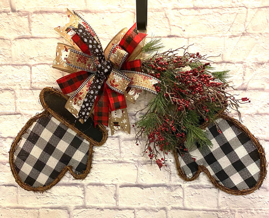 Buffalo Check Winter Snow Mittens Door Hanger, Buffalo Check Winter Snow Mittens Porch Decoration, Snow Mittens Home Decoration