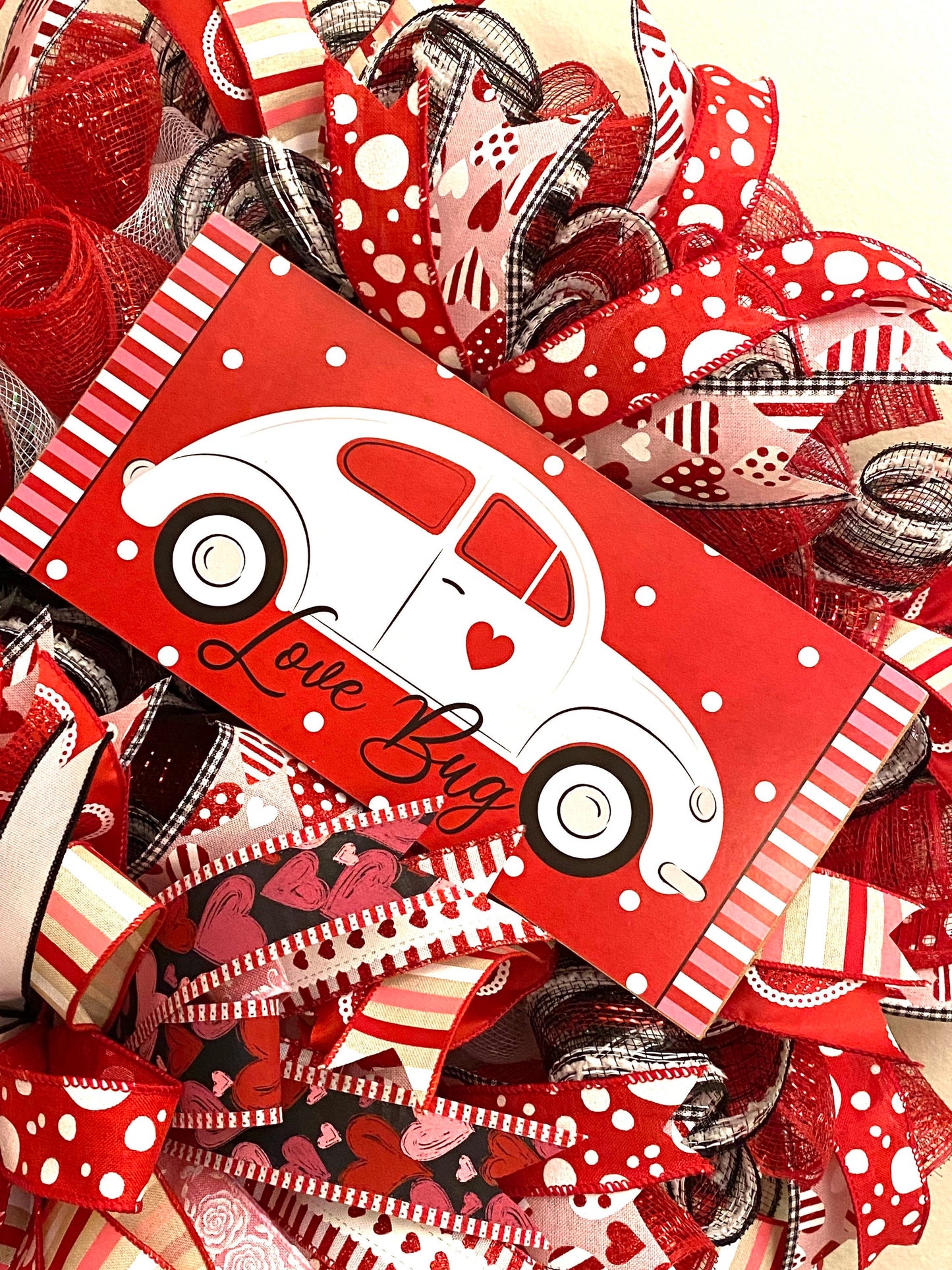 Red and Black Love Bug Valentines Wreath for Door, Love Bug Valentines Wreath for Porch, Red and Black Valentines Decoration for Home