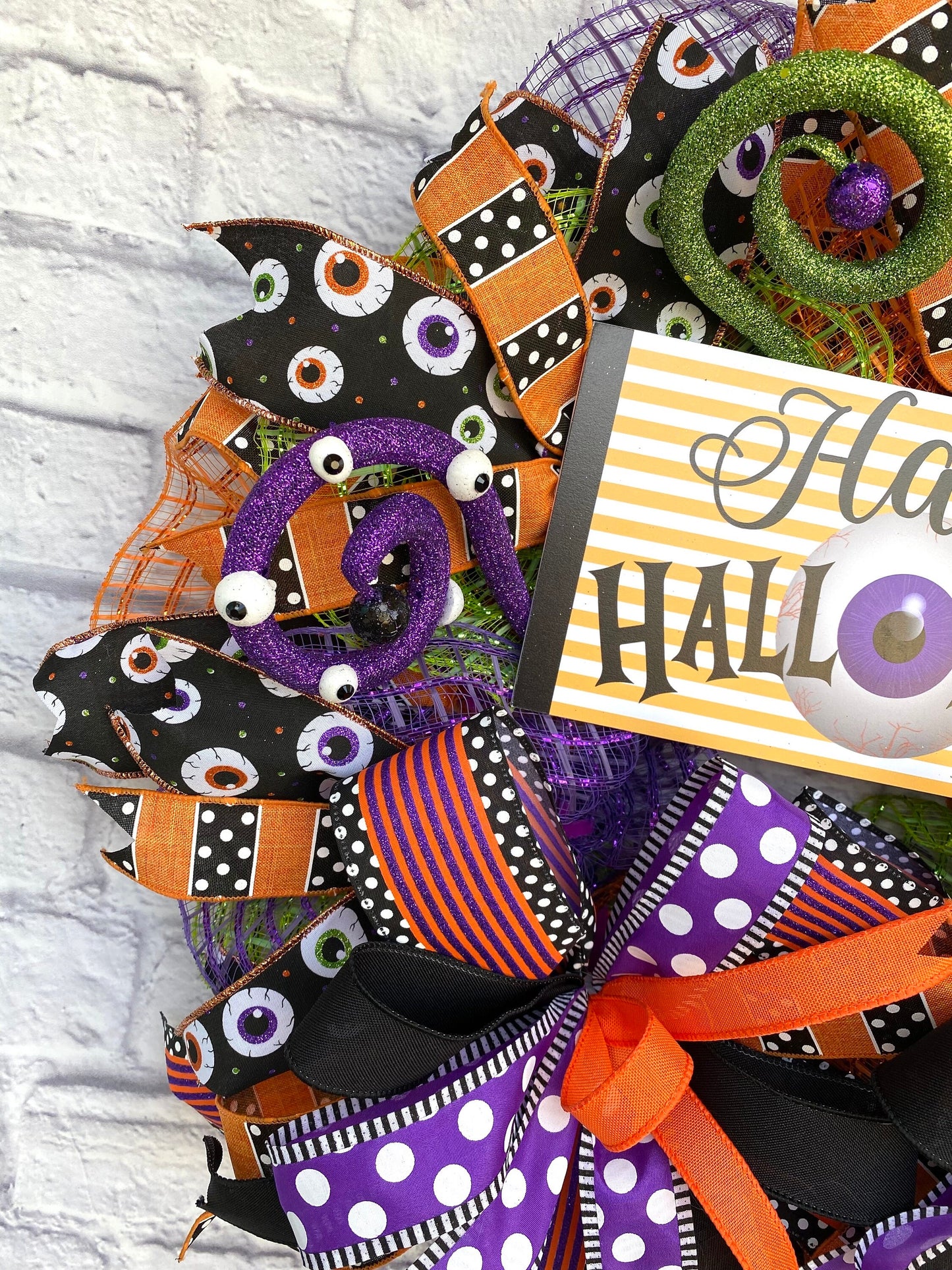 Happy Halloween Wreath. Whimsical Halloween Eyeball Wreath, Happy Halloween Door Hanger, Happy Halloween Porch Decoration, Halloween Decor