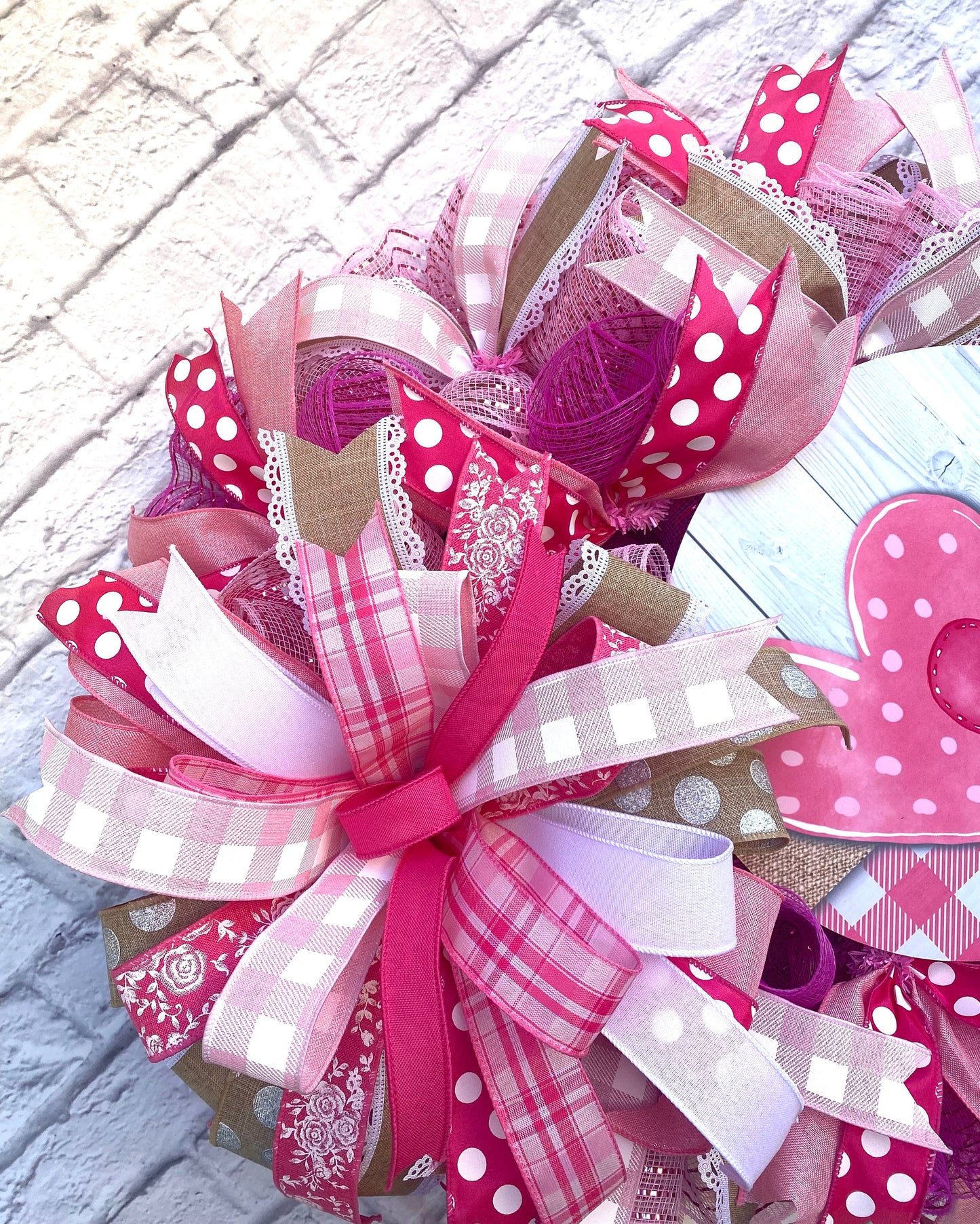 Valentines Wreath for Front Door, Valentines Wreath for Porch, Pink Valentines Wreath for Front Door, Heart Valentines Wreath for Door