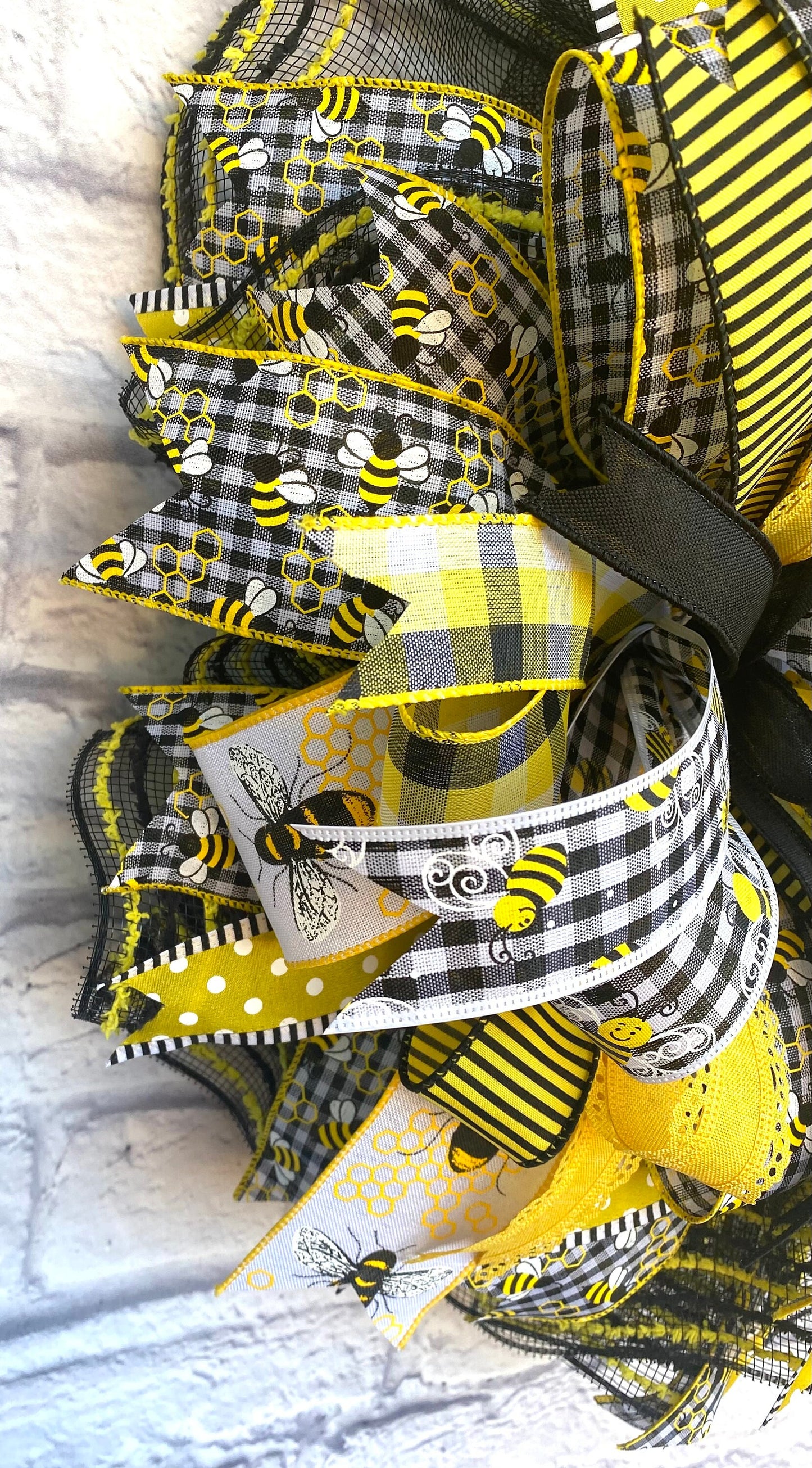 Bee Wreath for Door, Gnome Bee Wreath, Farmhouse Bee Wreath, Bee Door Hanger, Gnome Wreath for Door, Farmhouse Bee Door Hanger, Bee Wreath