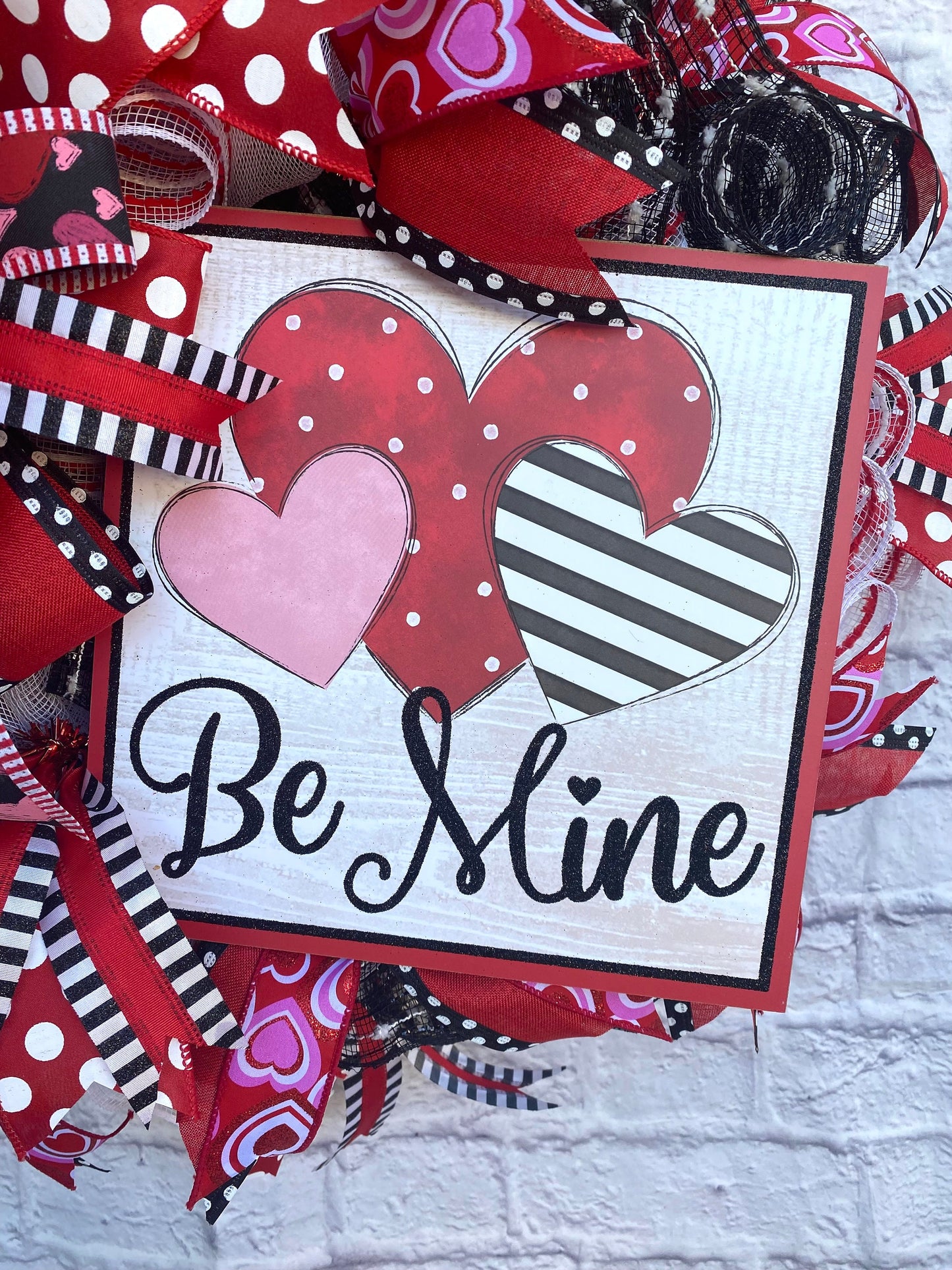 Valentines Wreath for Front Door, Be Mine Valentines Wreath, Red and Black Valentines Wreath, Heart Valentines Wreath, Valentines Home Decor