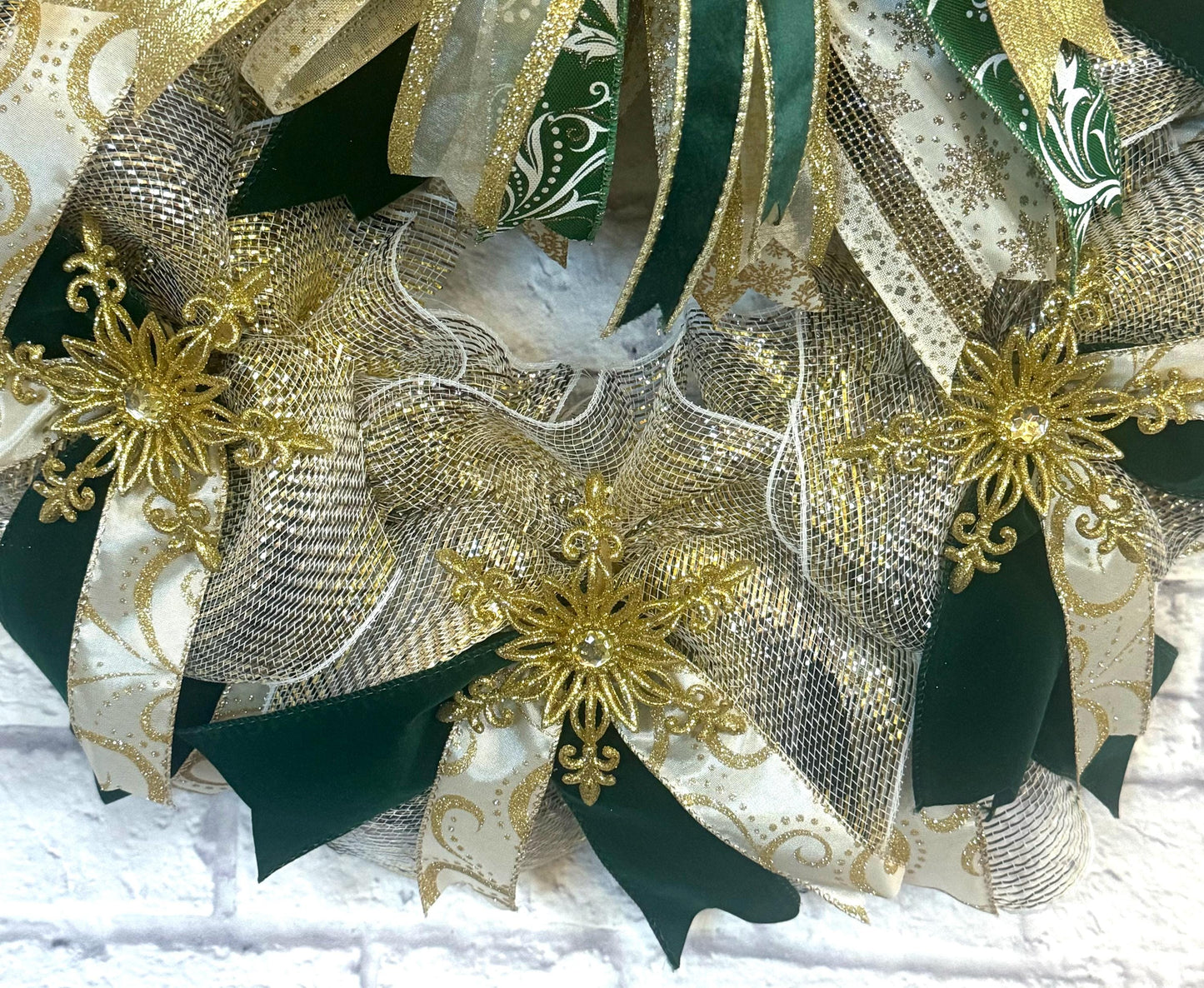 Gold and Emerald Christmas Wreath, Elegant Green and Gold Christmas Wreath, Emerald Green Christmas Home Decor, Green and Gold Door Hanger