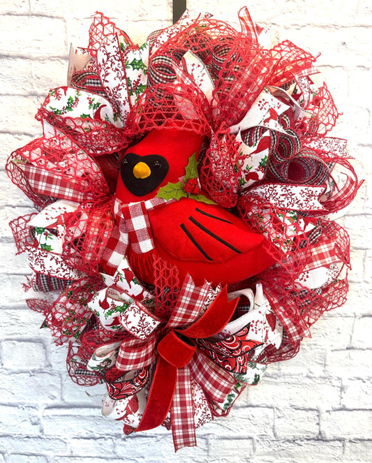 Winter Cardinal Wreath, Cardinal Wreath for Door, Winter Cardinal Home Decor, Cardinal Door Hanger, Festive Cardinal Christmas Wreath