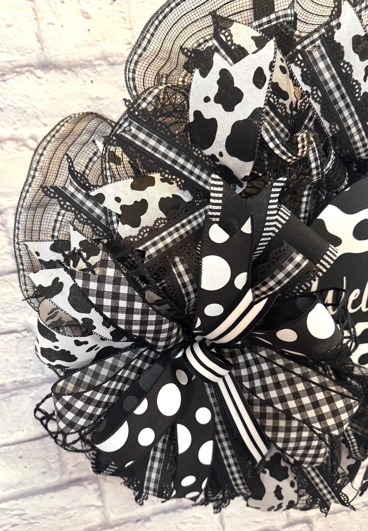 Cow Print Welcome Wreath, Black and White Cow Print Welcome Wreath, Cow Print Welcome Door Hanger, Cow Print Home Decor, Cow Print Decor