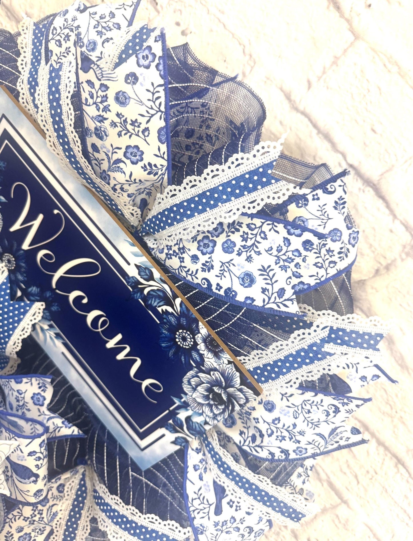 Blue and White Welcome Floral Sign, Blue and White Welcome Wreath, Welcome Door Hanger, Welcome Porch Sign, Blue and White Welcome Decor