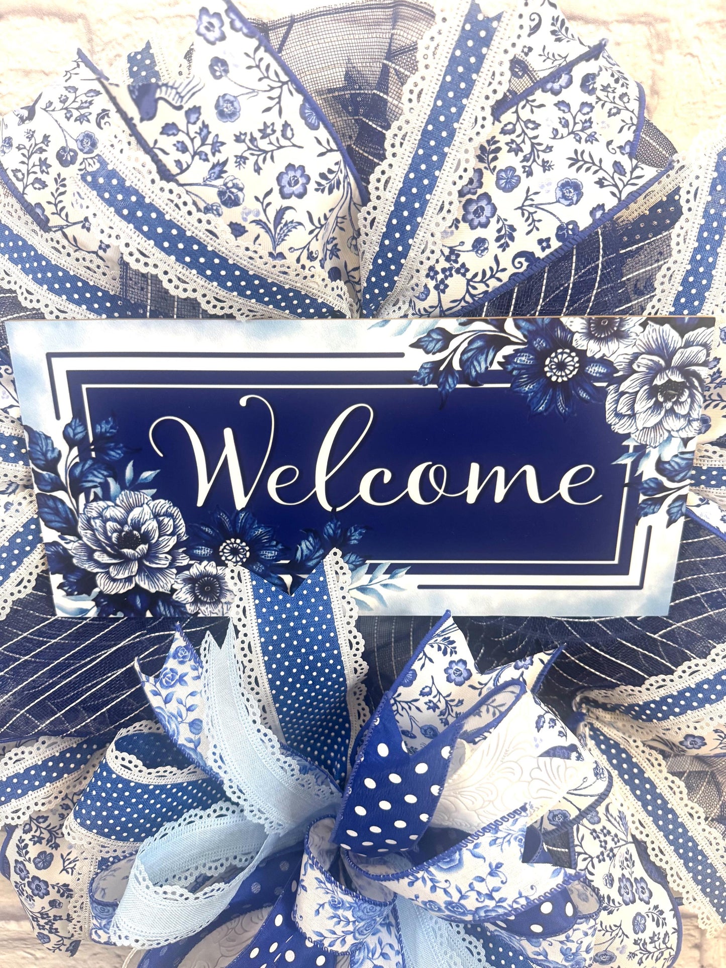 Blue and White Welcome Floral Sign, Blue and White Welcome Wreath, Welcome Door Hanger, Welcome Porch Sign, Blue and White Welcome Decor