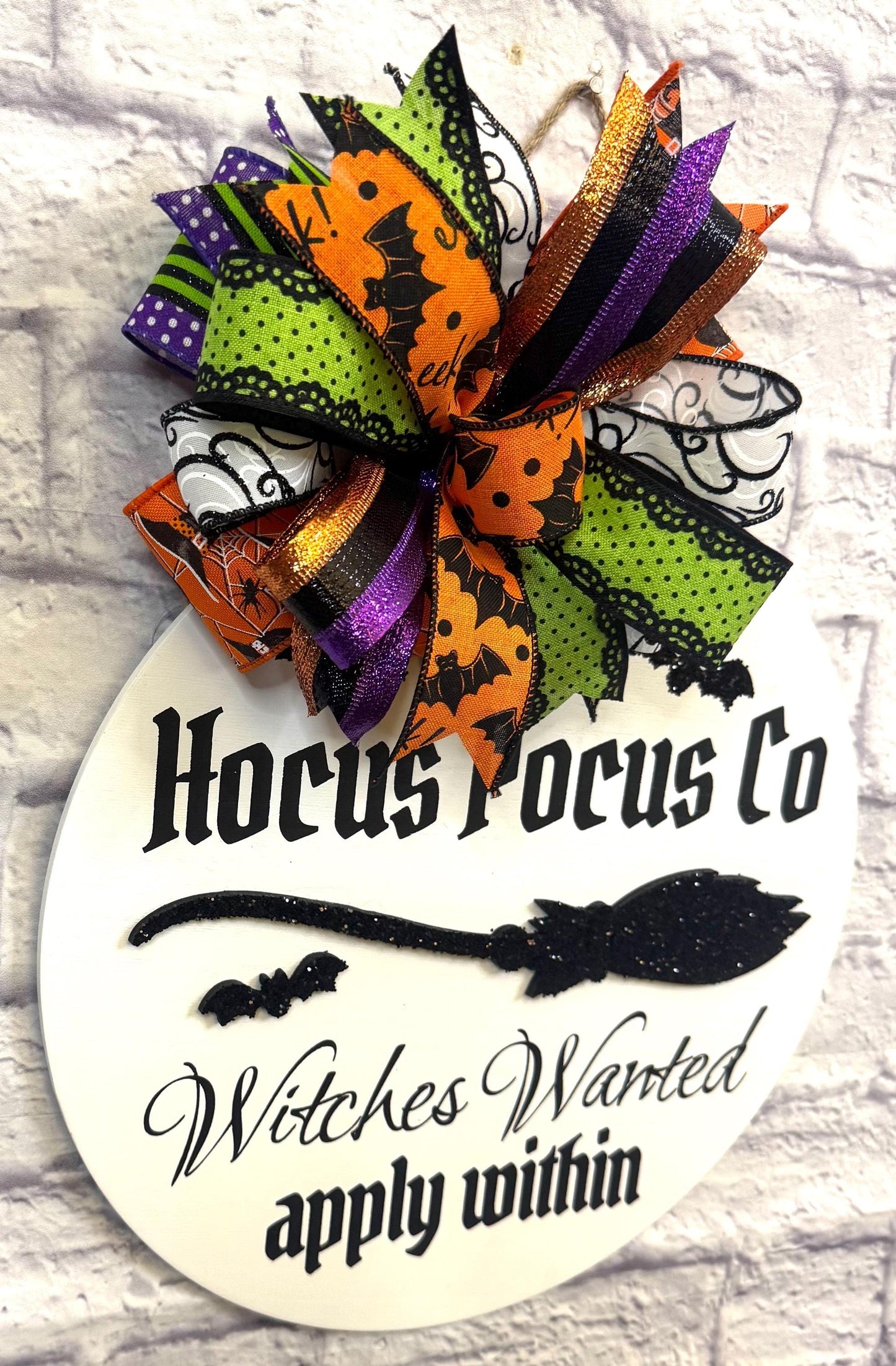 Halloween Jocus Pocus Door Hanger, Halloween Witch Door Hanger, Hocus Pocus Sign, Witches Broom Sign, Halloween Hocus Pocus Porch Decor