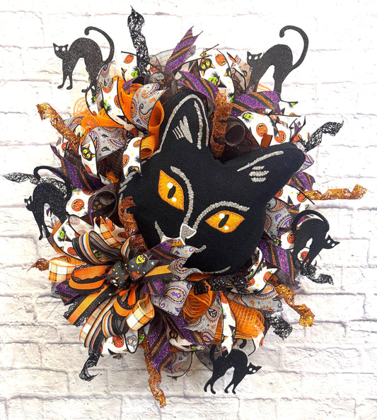 Halloween Black Cat Wreath for Front Door, Black Cat Wreath, Whimsical Black Cat Wreath, Black Cat Door Hanger, Black Cat Home Decor