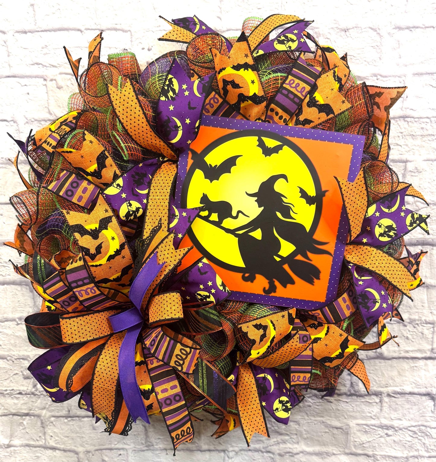 Halloween Witch Wreath for Front Door, Witch Door Hanger, Halloween Witch Door Hanger, Halloween Witch Porch Decor, Halloween Witch Sign