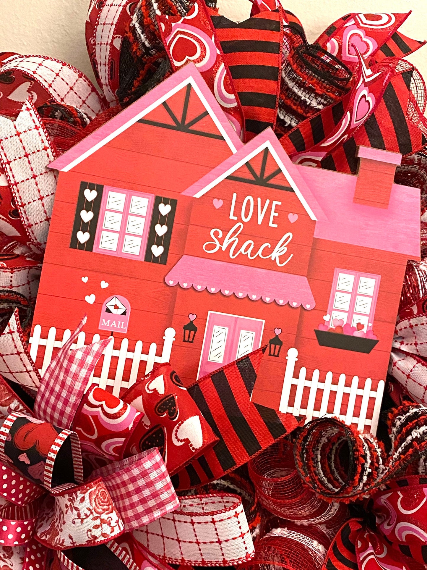 Red and Pink Love Shack Valentines Wreath for Door, Red and Black Love Shack Valentines Wreath for Porch, Valentines Decoration for Home