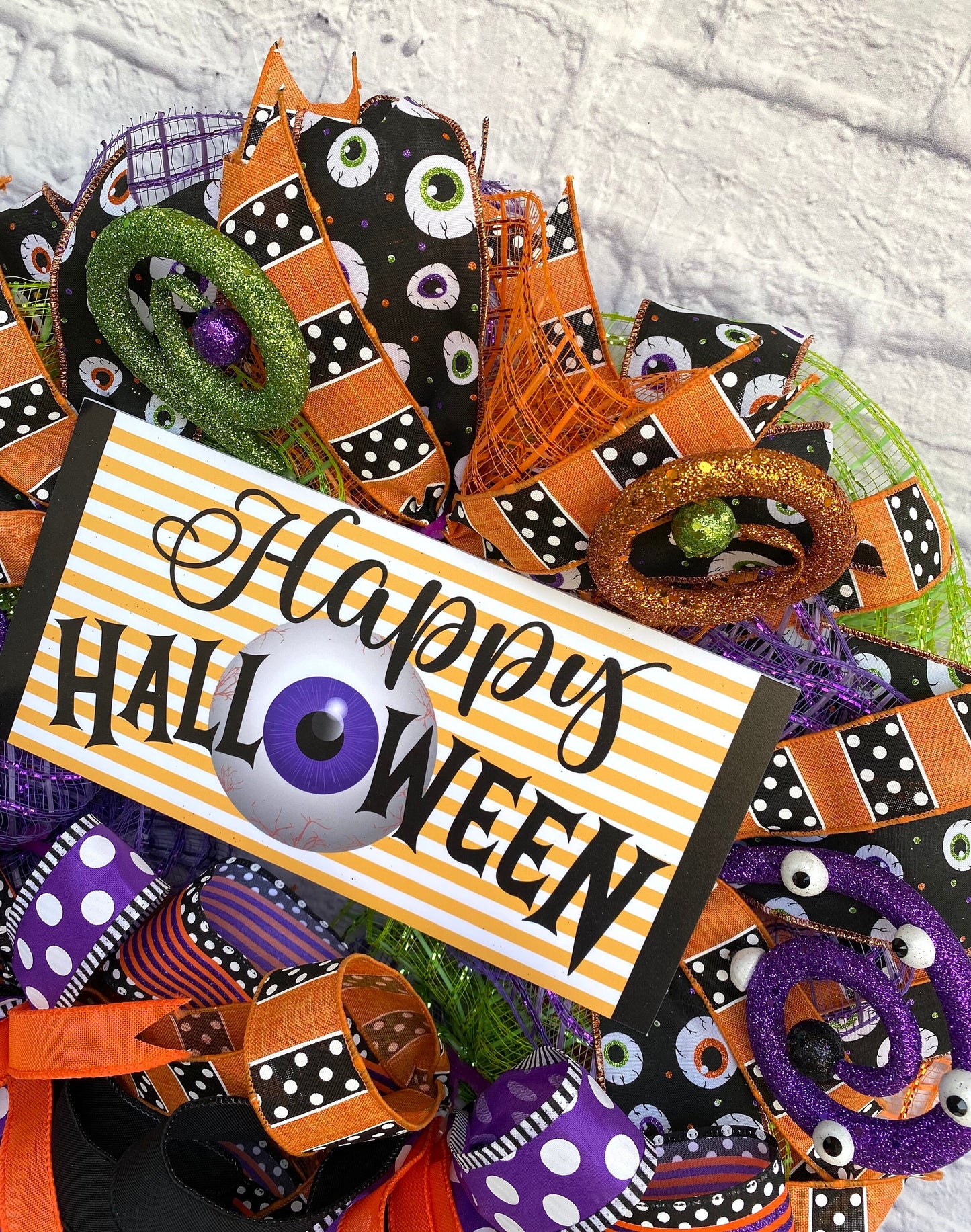 Happy Halloween Wreath. Whimsical Halloween Eyeball Wreath, Happy Halloween Door Hanger, Happy Halloween Porch Decoration, Halloween Decor