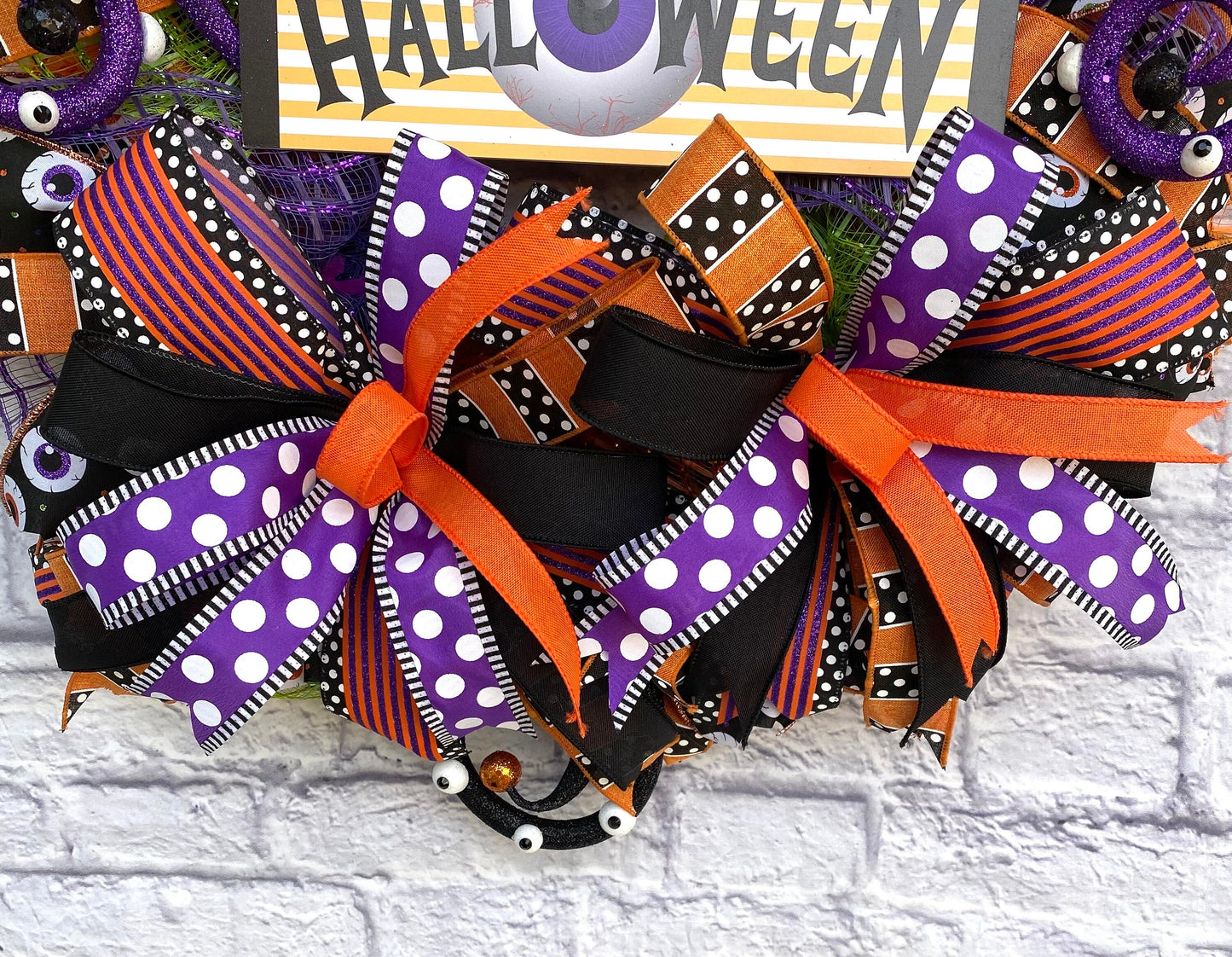 Happy Halloween Wreath. Whimsical Halloween Eyeball Wreath, Happy Halloween Door Hanger, Happy Halloween Porch Decoration, Halloween Decor