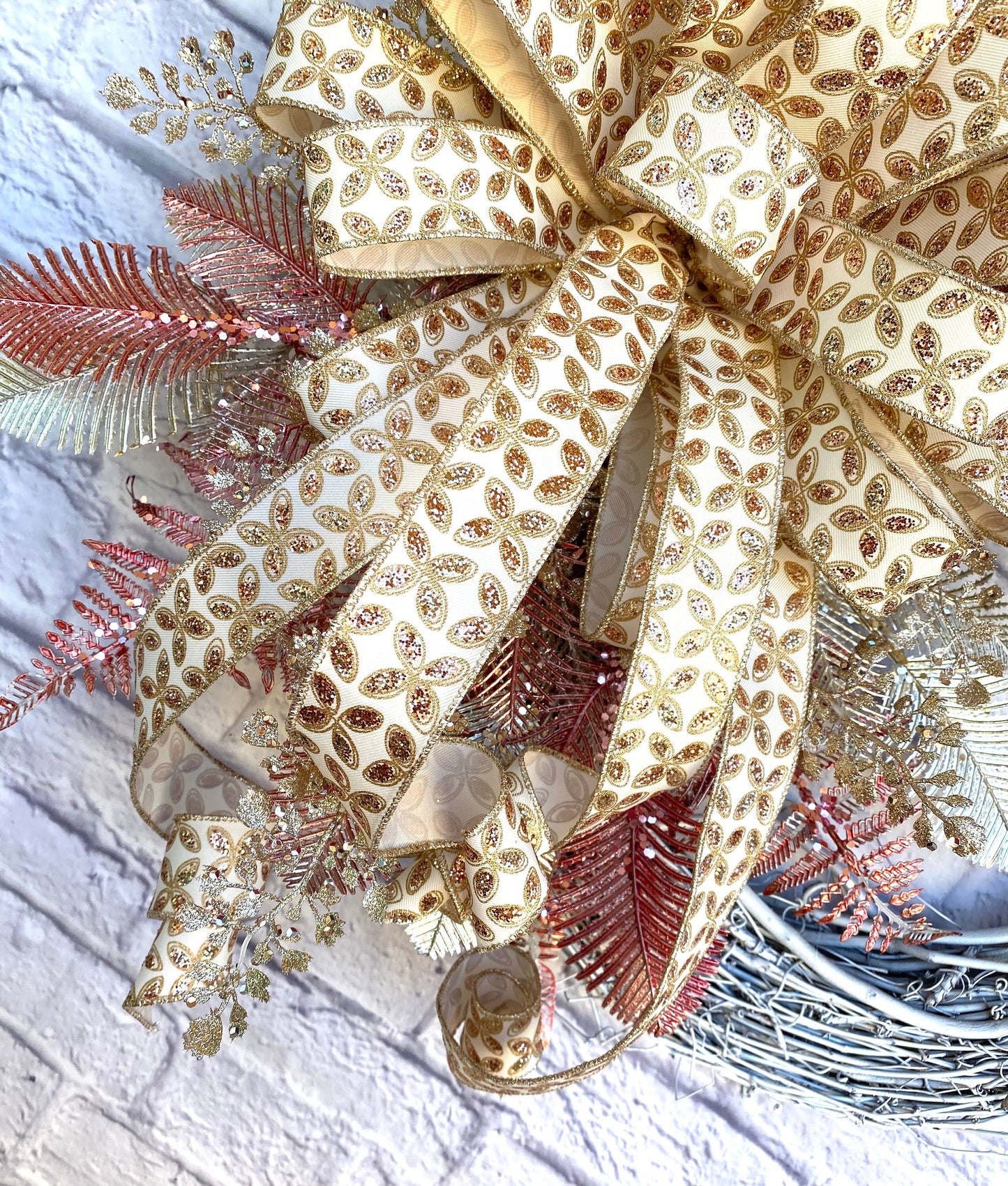 Winter Grapevine Wreath, Rose Gold Winter Wreath, Winter Gold Grapevine Wreath, Rose Gold Home Decoration, Winter Grapevine Wreath for Door