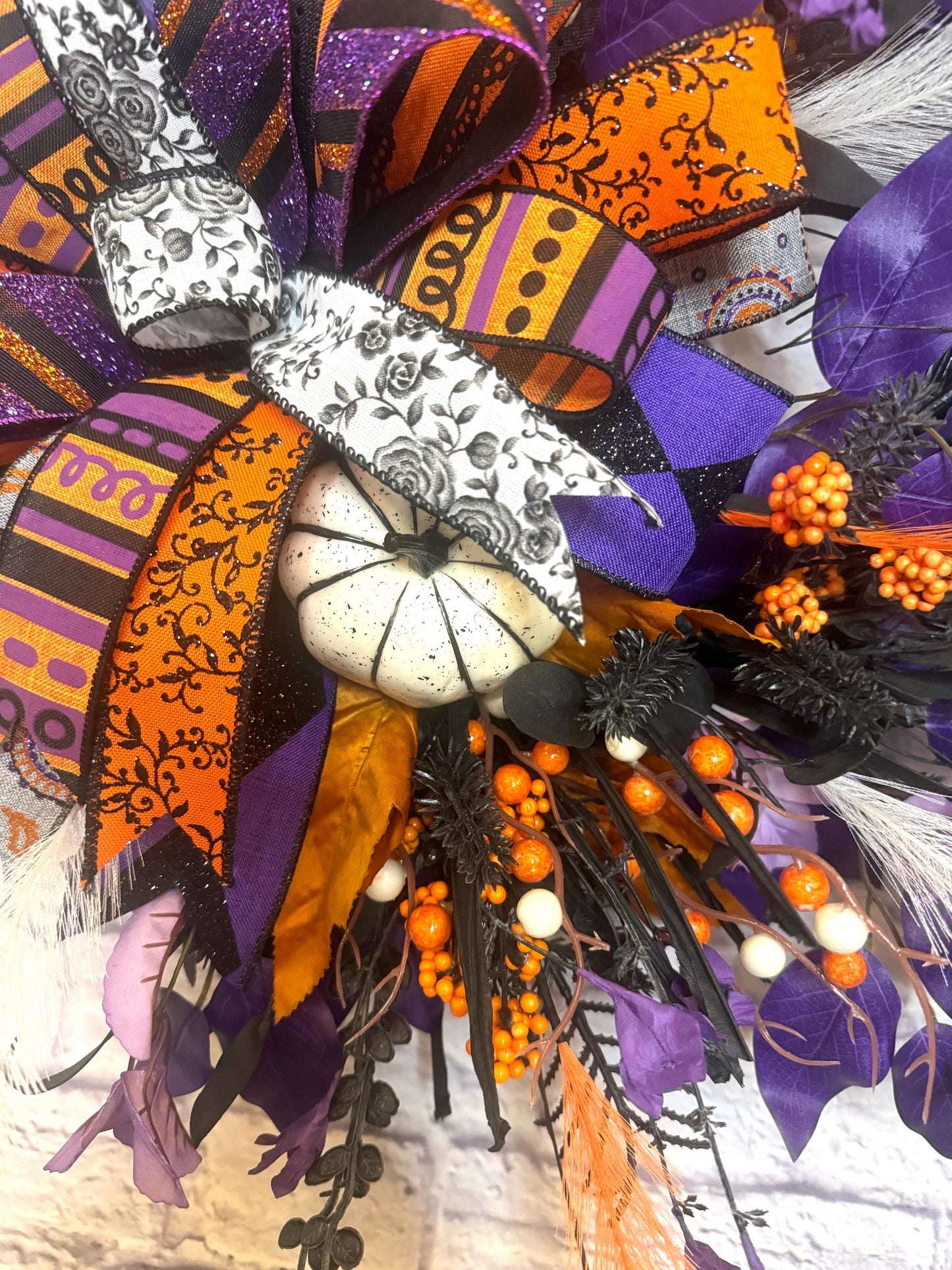 Halloween Grapevine Wreath, Gothic Halloween Wreath, Gothic Halloween Decoration, Gothic Halloween Porch Decor, Gothic Halloween Door Hanger