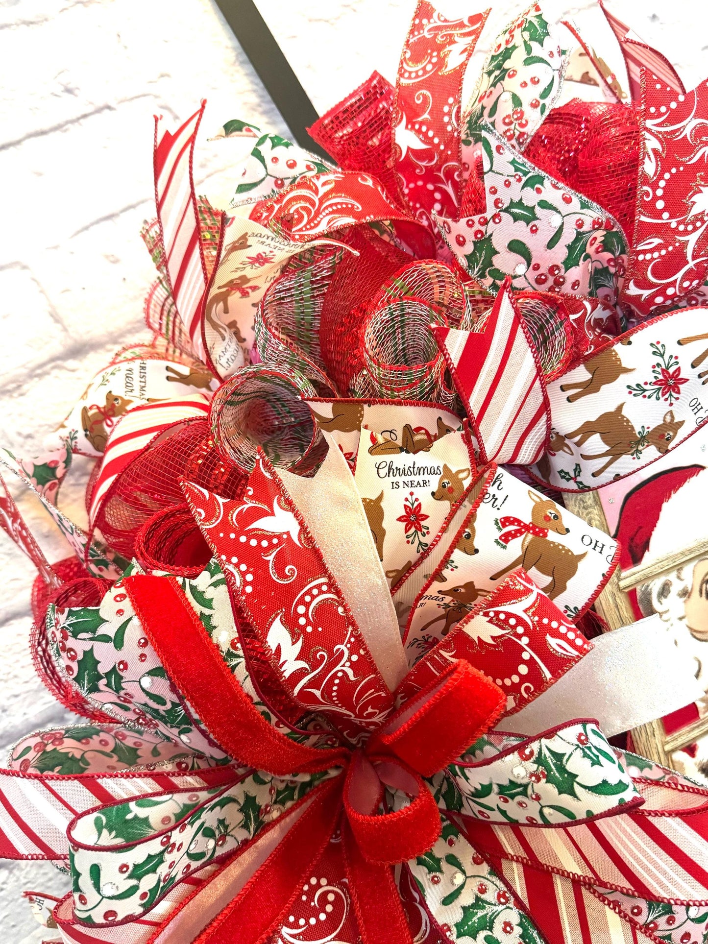 Christmas Santa Wreath, Vintage Santa Christmas Wreath, Vintage Reindeer Christmas Wreath, Christmas Wreath For Front Door, Christmas Santa